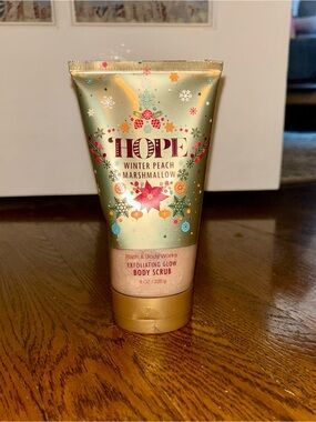 Bath and Body Works Winter Peach Marshmallow body scrub